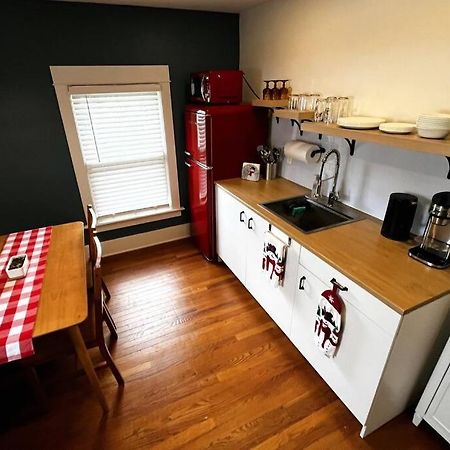 Fiesinger House - Private 3-Bd Unit In Historic Home, Downtown Sandusky Exteriör bild