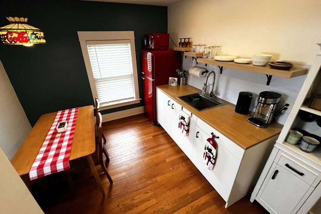 Fiesinger House - Private 3-Bd Unit In Historic Home, Downtown Sandusky Exteriör bild