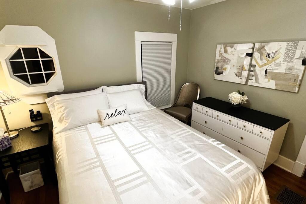 Fiesinger House - Private 3-Bd Unit In Historic Home, Downtown Sandusky Exteriör bild